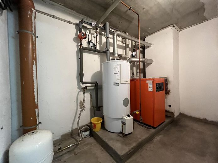 Maison jumelée adaptée aux familles avec jardin, sauna, studio et sous-sol à Stegaurach – Technik