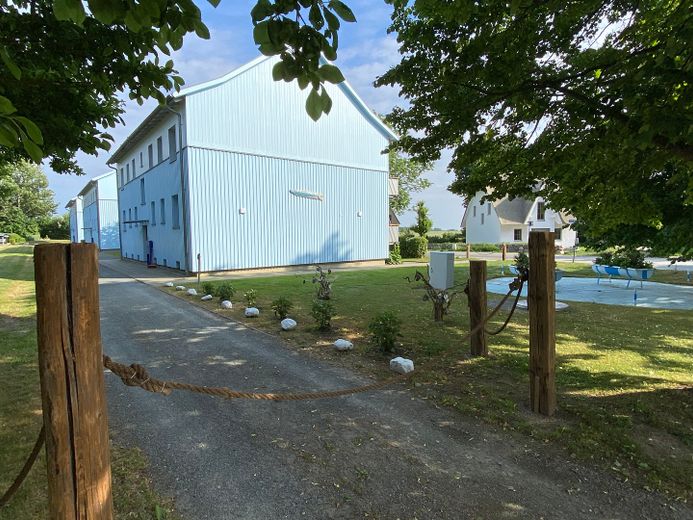 Zufahrt aufs Grundstück