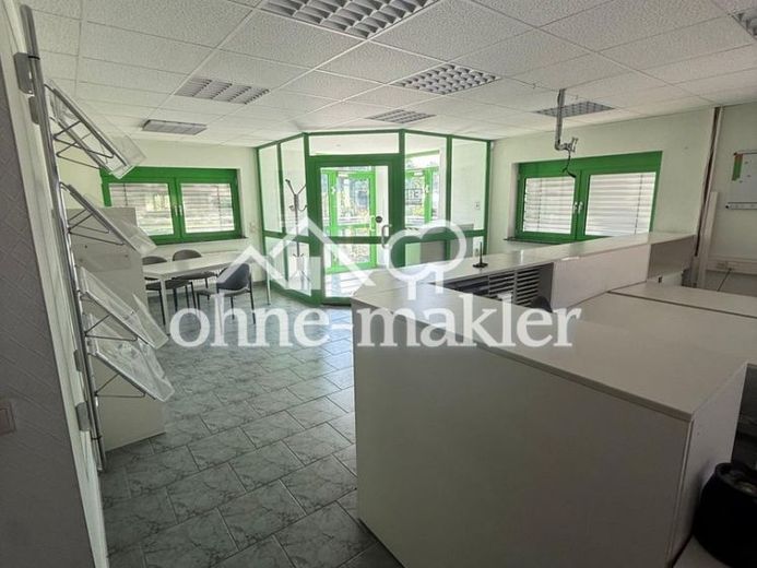 Büro · Praxis · Fahrschule · Schulung: zwei Etagen, teilbar ab 40 m² – Foto 1