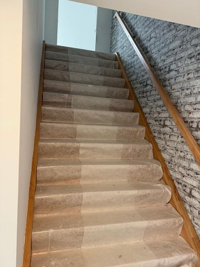 neue Treppe zum 1.OG