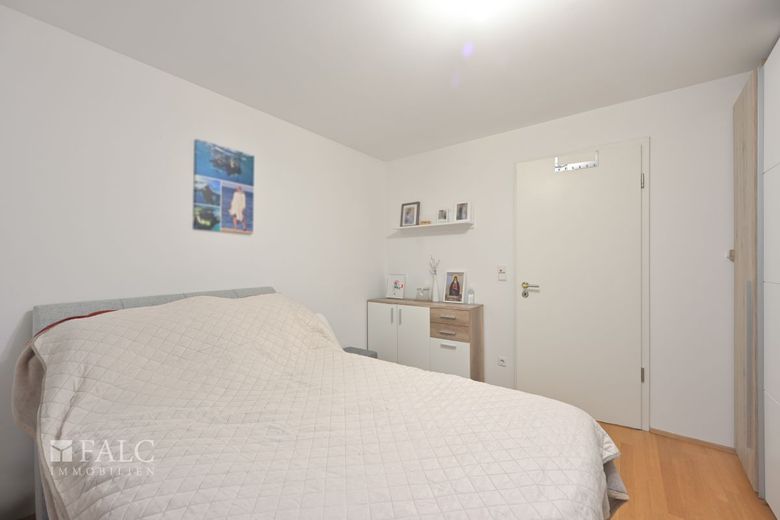 Modernes Wohnglück in Neubiberg - Stilvolle 3-Zimmer-Wohnung mit Balkon – Schlafzimmer