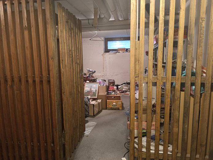 Lichtdurchflutete 4-Zimmer-Wohnung mit Loggia und Blick ins Grüne – Foto 16