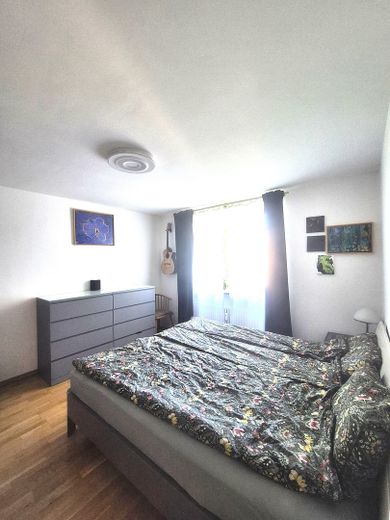Charmante 3-Zimmer-Wohnung mit Westbalkon – gepflegt, hell und gut geschnitten – Schlafzimmer