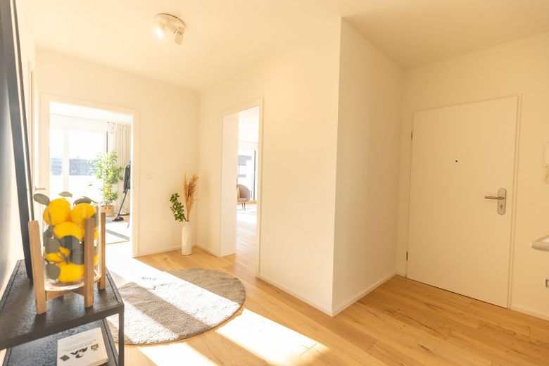 Ihre Traumwohnung in direkter Nähe zum Unterbacher See! WE 15 – Flur Ansicht 2