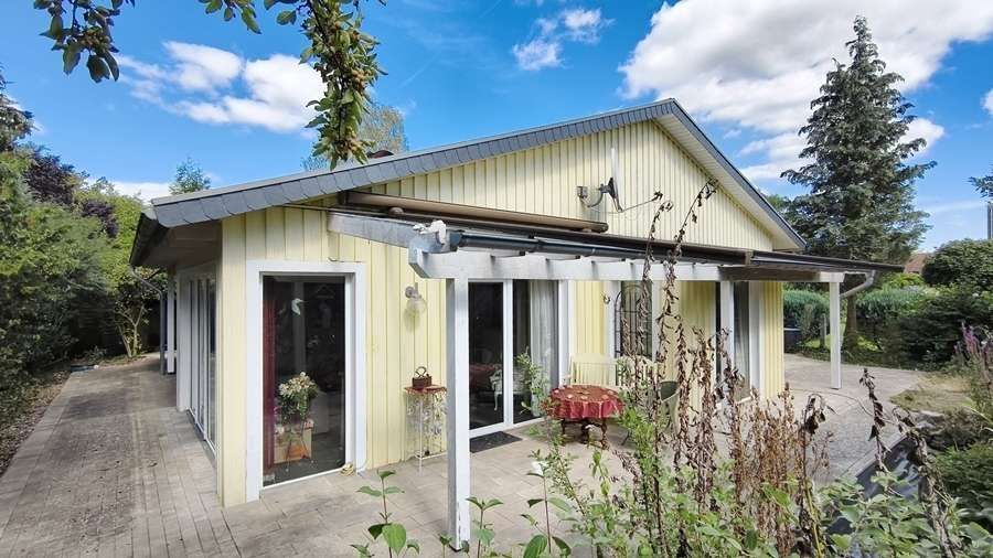 Uetze - Eltze - Wo Wohnträume wahr werden: Perfekt für Paare und das erste Familienglück – Südterrasse