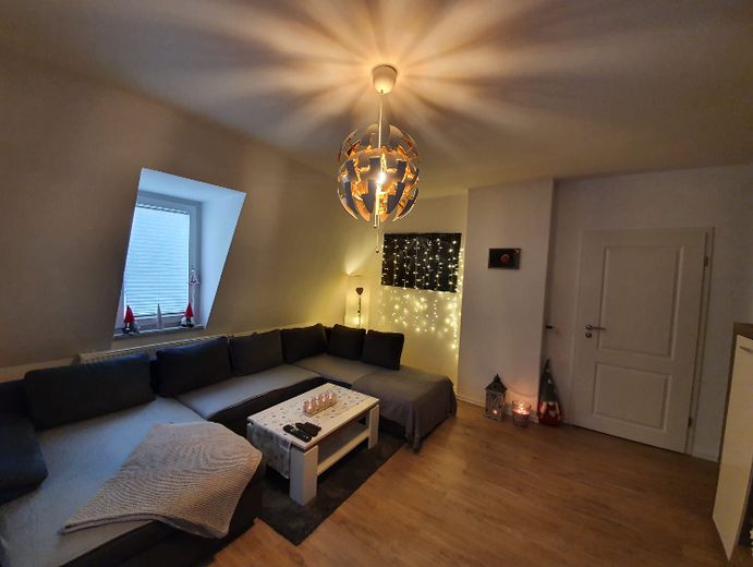 dal 01.12.2026: splendida maisonette di 4,5 locali all’ultimo piano con terrazza – Foto 1