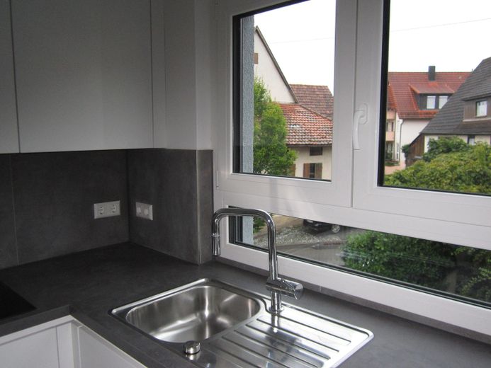 Neubau 2,5-Zimmer-Wohnung 2. OG in Herrenberg mit Küche, Garage, Wallbox, gehobene Ausstattung – Küche