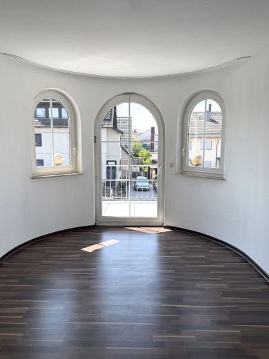 Provisionsfrei: Exklusive 4 Zimmerwohnung mit außergewöhnlicher Architektur – Balkonzimmer
