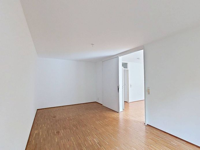 ** Appartamento con 2 locali al piano terra con terrazza soleggiata a Lipsia ** – Ansicht II: Schlafzimmer