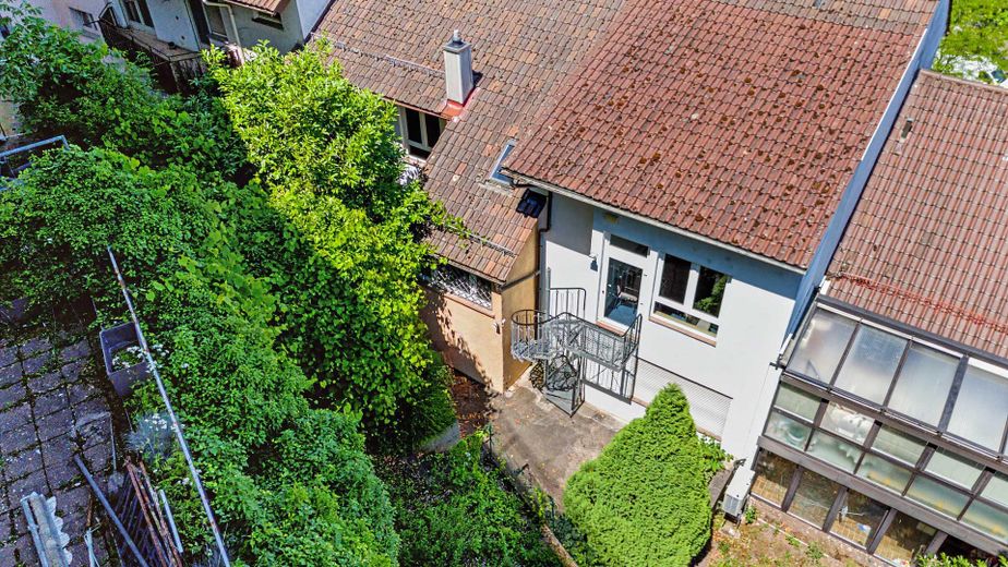 Три рівні, два зали, ваша ідея! 435m² над дахами Пфорцгайма – Notausgang Feuertreppe