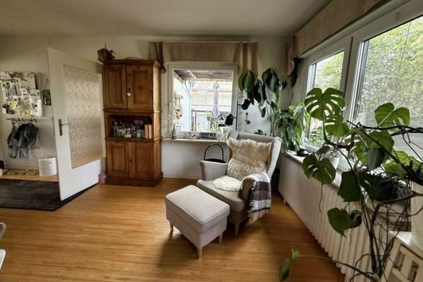 Viel Platz, viel Privatsphäre, viel Zukunft: Walmdachbungalow in Weetzen
