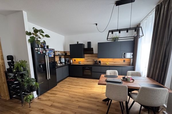 Edificio residenziale e commerciale completamente affittato a Zittau | circa 10 % di rendimento | 44.472 € di canone netto annuo