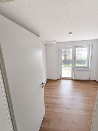 Idyllic 3.5-room apartment with large garden share in KN-Petershausen – Schlafzimmer