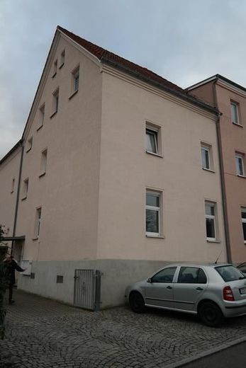 Große 3-Zi. mit Laminat, Wannenbad und Garten in guter Lage! Stellplatz mgl. – SAM_7778