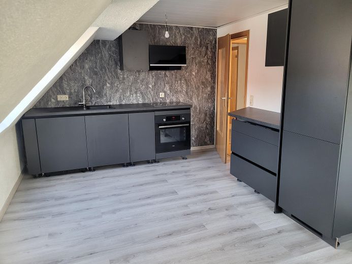 Attraktive 3 - Zimmer - Dachgeschosswohnung in Böhmenkirch – Wohnküche