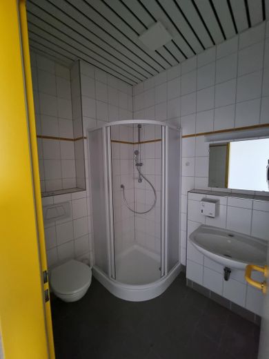 1.9 ha Bauland + Gewerbeobjekte + für Solar , Lager ab 99.000 Euro – Krankenhaus_Patienten_Bad