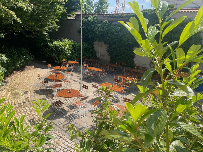 Aantrekkelijke bedrijfsruimte op toplocatie in de oude binnenstad – midden in het hart van Mindelheim – Innenhof