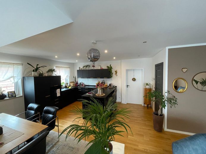 Luxuriöse 4-Zimmer-Wohnung Tegernheim, Barrierefrei mit Aufzug – Wohnen Essen