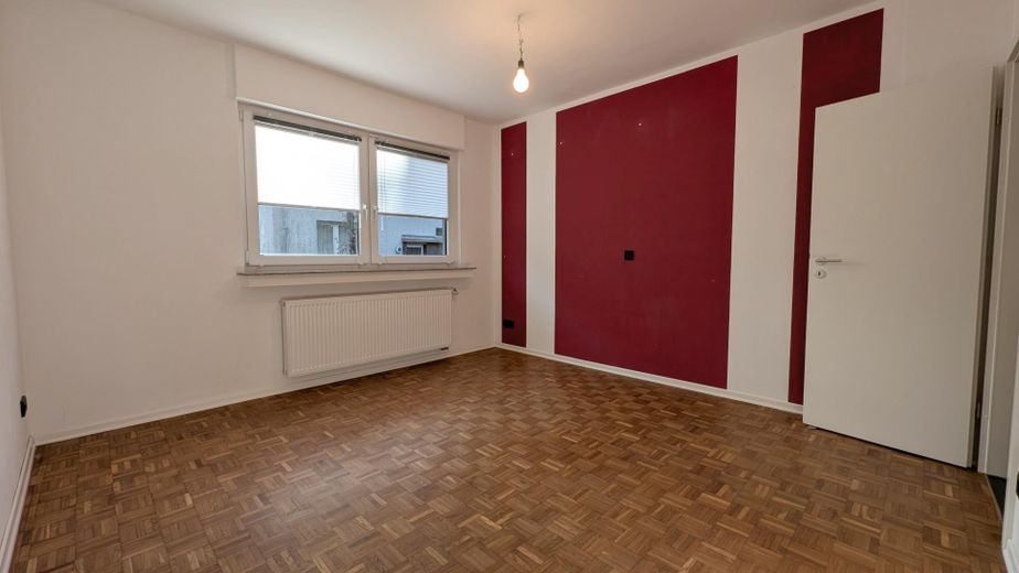 Ampio appartamento con terrazza, due bagni, garage e annesso versatile - senza provvigione – Schlafzimmer (2)