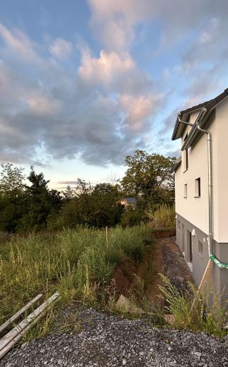 Weg zur Wohnung aktuell