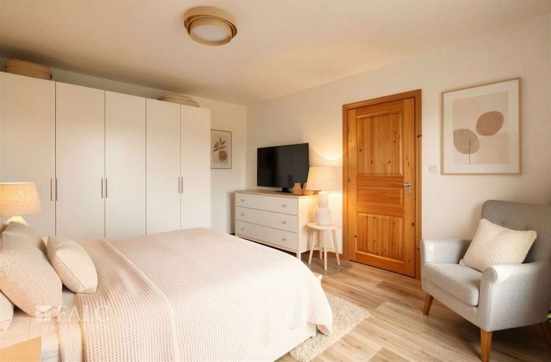 +++ Charmante DHH mit sonnigem Hof - Ihr neues Zuhause! +++ – Schlafzimmer