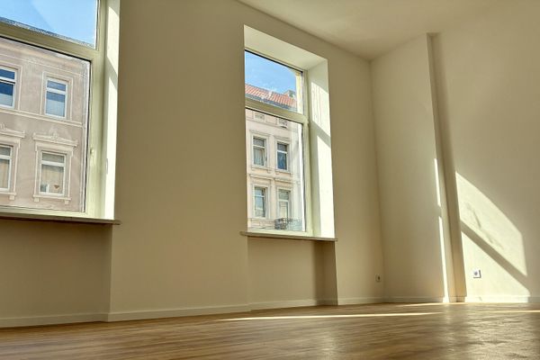 HABITACIÓN EN PISO COMPARTIDO DE CINCO PERSONAS RECIÉN RENOVADO