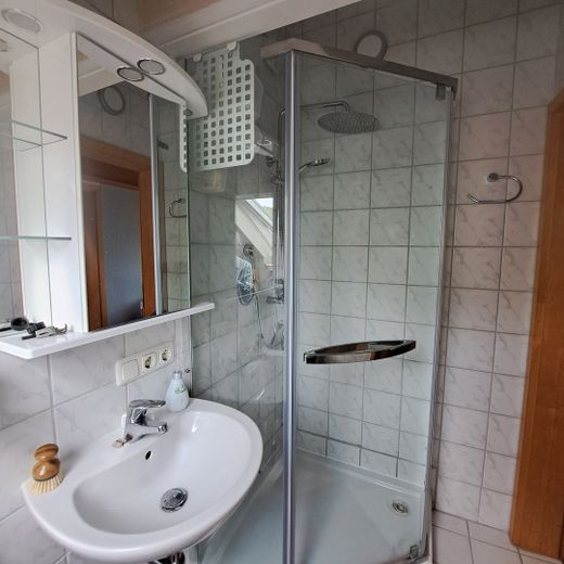 Dusch-Bad mit WC