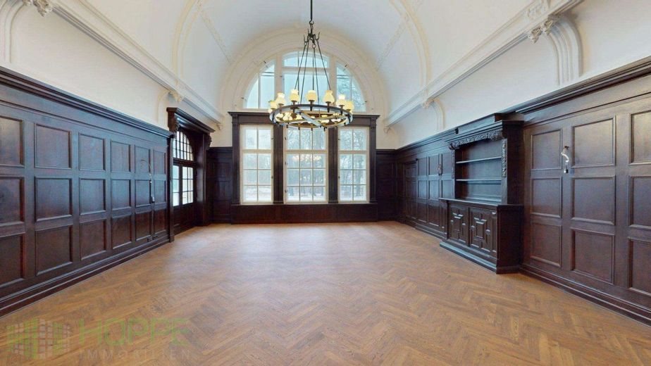 Schloss Siethen - Repräsentative Büro-, Kanzlei- oder Praxisräume in Seenähe – Saal Perspektive 1