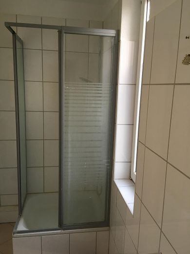 Idealne dla studentów: ładne 3-pokojowe mieszkanie w Elmschenhagen – Foto 3