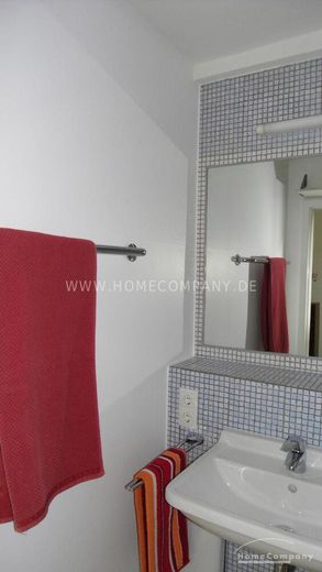 Innenstadt-Nähe und Südstadt-Flair – Traumhafter Altbau mit Stuck! – 23d1c626b13cd1a7917bd4b012f5472cd706908a.jpg