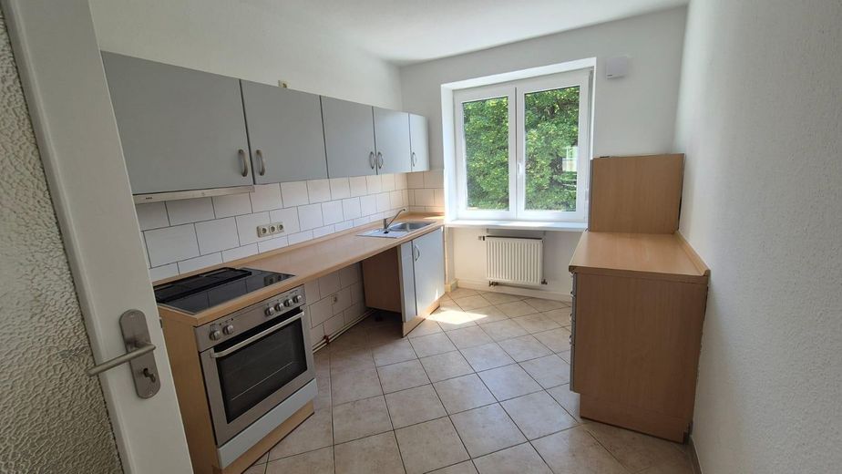 Frisch renovierte 3-Zimmer-Wohnung mit Balkon im energetisch modernisierten Mehrfamilienhaus – Foto 7