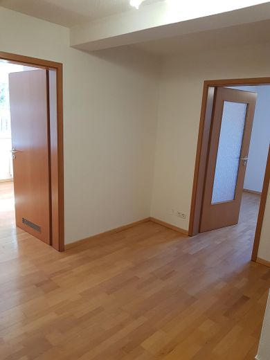 Gemütliche 3-Zimmer-Souterrain-Wohnung mit Stellplatz in Calden zu vermieten – Foto 8