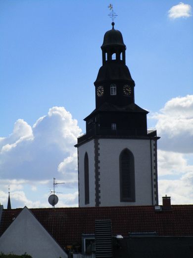 3,5 ZKB Gießen Innenstadt, 4.OG mit Süd-Balkon, und Fernblick – Balkonblick Südseite