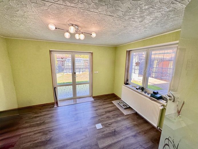 HORN IMMOBILIEN + Einfamilienhaus mit Einbauküche, Doppelgarage und Keller in Krugsdorf bei Pasewalk – Esszimmer