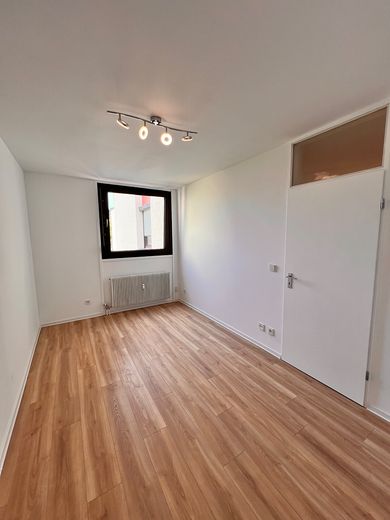 Büro/Kinderzimmer
