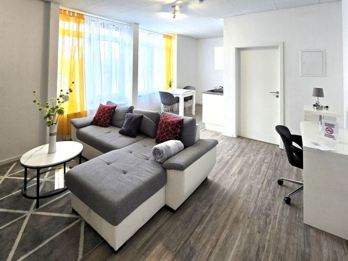 Schickes 2-Zimmer-Apartment möbliert & ausgestattet, zentral in Raunheim – Foto 1