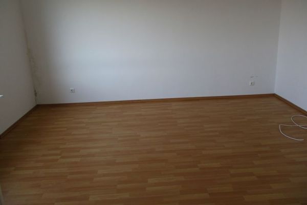 Renovierte 3 Zimmer-Wohnung mit Balkon