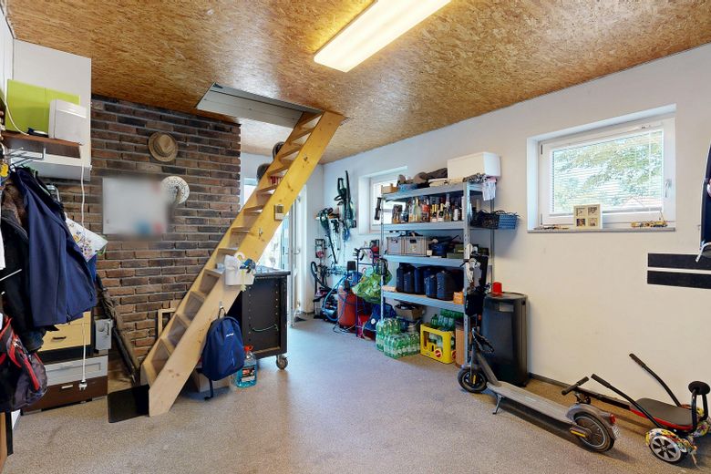 Familienglück auf 209 m² – Einfamilienhaus mit großzügigem Grundstück in Haren-Emmeln – Garage