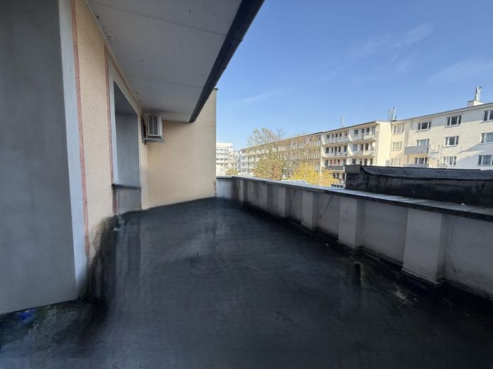 Saniertes Büro am Zülpicher Platz – Bild5