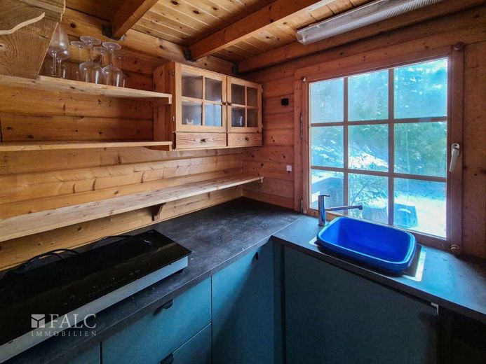 Baugrundstück mit schönem Wochenendbungalow - FALC Immobilien – Küche