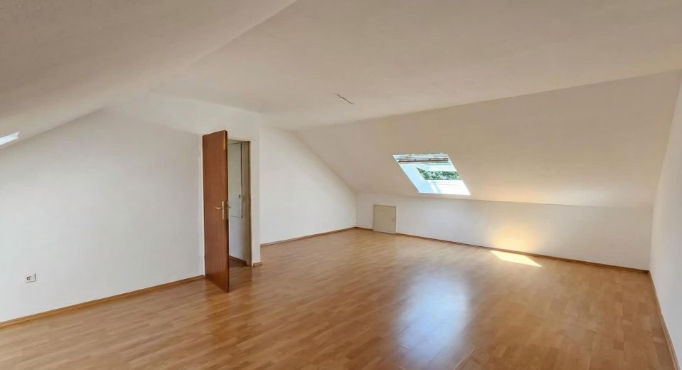 Viel Platz und Blick ins Grüne: Ihr Sanierungsprojekt in ruhiger Bestlage – Foto 13