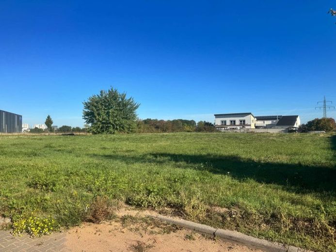 Terreno commerciale di 4.793 m² in vendita a Dietzenbach – Foto 1