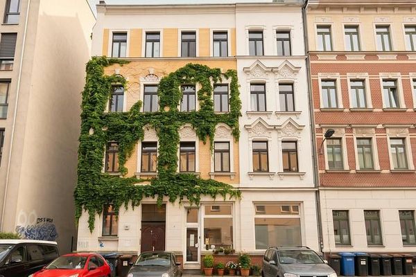 Südvorstadt — кафе, офіс або студія площею 60 м² із торговою залою та складом