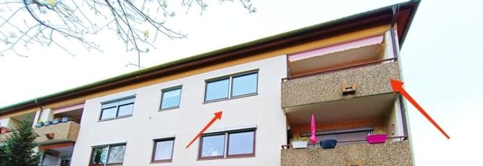 Solide Wohnung mit Balkon und Garage, zentrale Lage. Sofort frei.