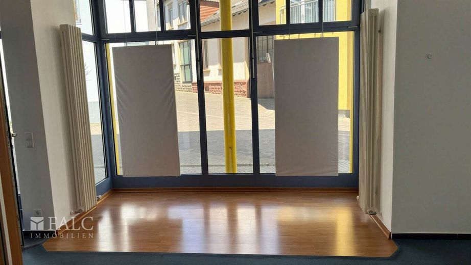 Individuell anpassbare Gewerbefläche: langfristig planen, flexibel gestalten – Schaufenster