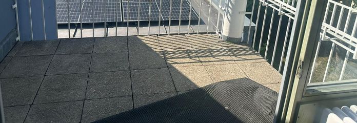 Urokliwe 2-pokojowe mieszkanie z przestronnym poddaszem użytkowym, balkonem i zabudową kuchenną w Vierkirchen – 9