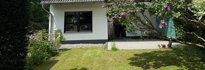 Wohnen am Wald – Haus von Süden aus