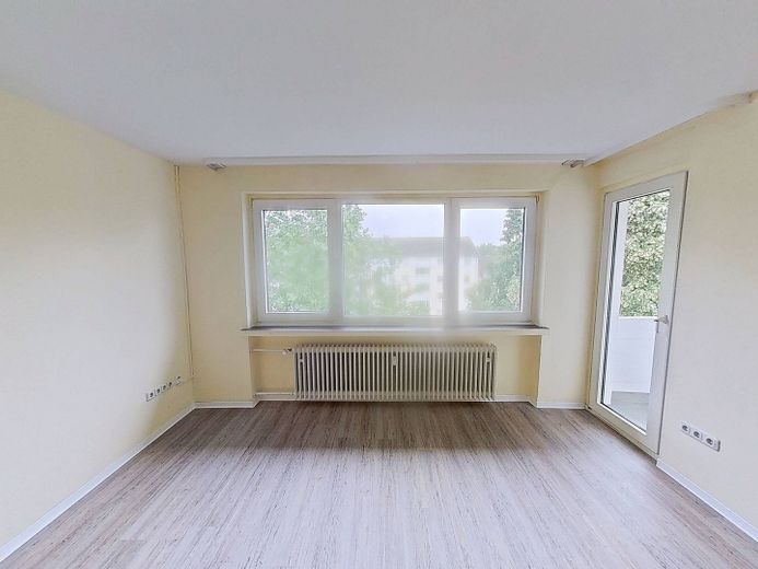 La vostra nuova casa: accogliente appartamento di 3 locali con BALCONE e molto comfort – Ansicht I: Wohn- und Esszimmer