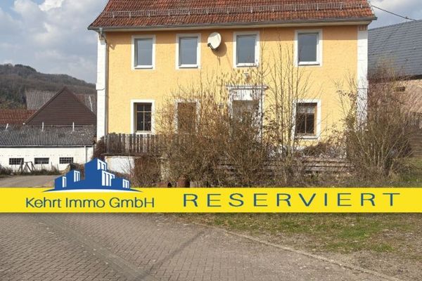 Uroczy, objęty ochroną zabytków dom jednorodzinny z prywatnością i kontaktem z naturą