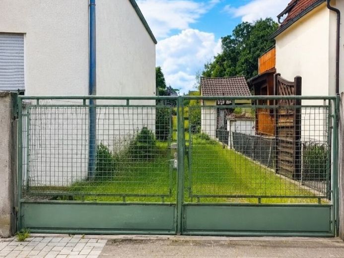 945 m² Grundstück mit vielfältigen Nutzungsmöglichkeiten – Foto 1